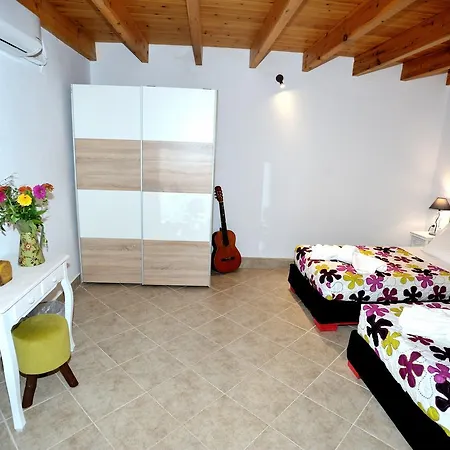 Pithari Villa Agios Dimitrios (Crete)